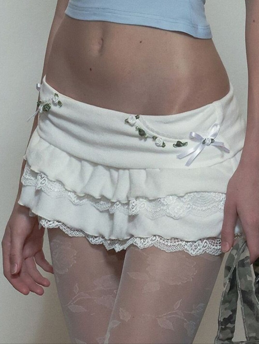 Sculptor Terry White Ruffled Lace Mini Skirt Skort Floral Trim